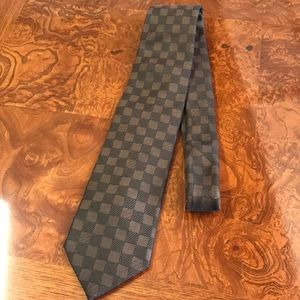 Luis Vuitton Necktie, Brown Checkered